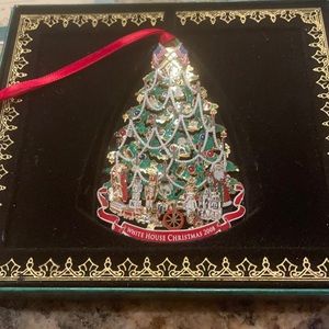 The White House 2008 Historical Ornament